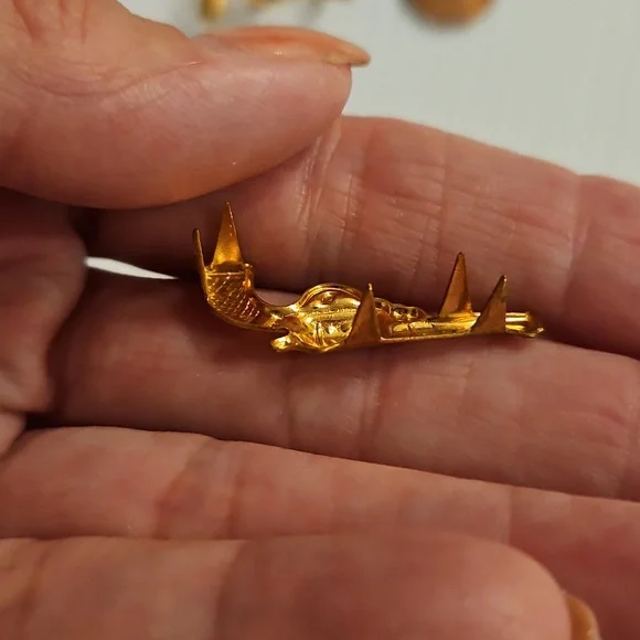 Lots of Western themed crafting brads charms    and More silver blue gold - Picture 12 of 14